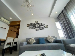 Home away from Home in Q7 Korean Town ,High floor